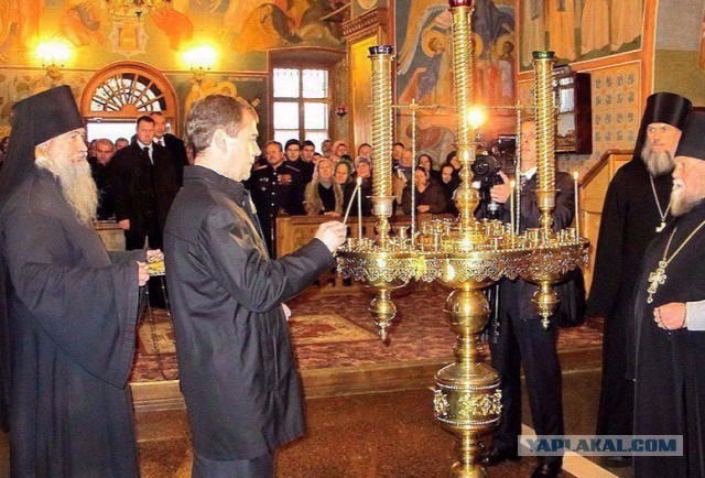 Актеры и армия