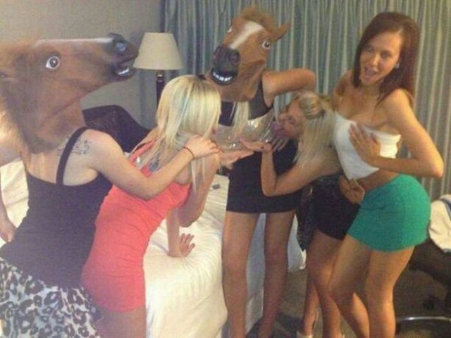 Ужасы и приколы из соцсетей 18+