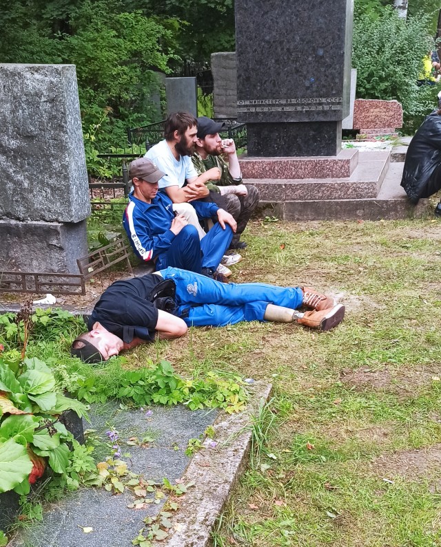 Виктор Цой. Богословское кладбище