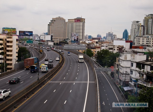 Жизнь под пальмами. Обратная сторона рая.