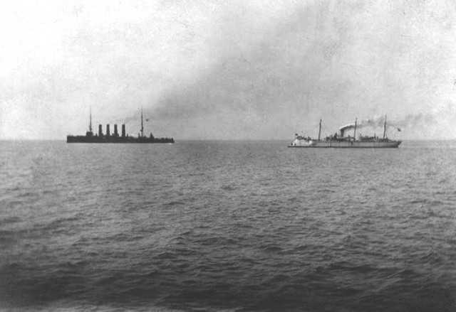 9 февраля 1904 года приняли свой последний бой с японской эскадрой легендарный крейсер «Варяг» и канонерская лодка «Кореец»