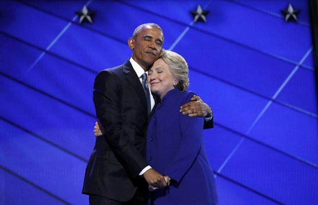 Объятия Обамы и Хилари Клинтон. Фотожаба