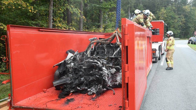 Возгорание на станции зарядки электроавтомобилей