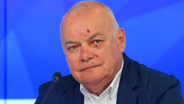 Лукашенко дал приказ увольнять учителей-оппозиционеров