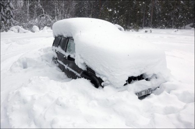 Швед прожил два месяца в заваленной снегом машине