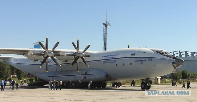 Молодящийся пенсионер. В кабине пилотов самолета ИЛ-76