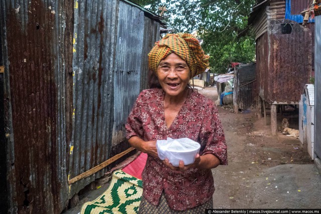 Кладбищенская принцесса: история девушки, живущей среди могил