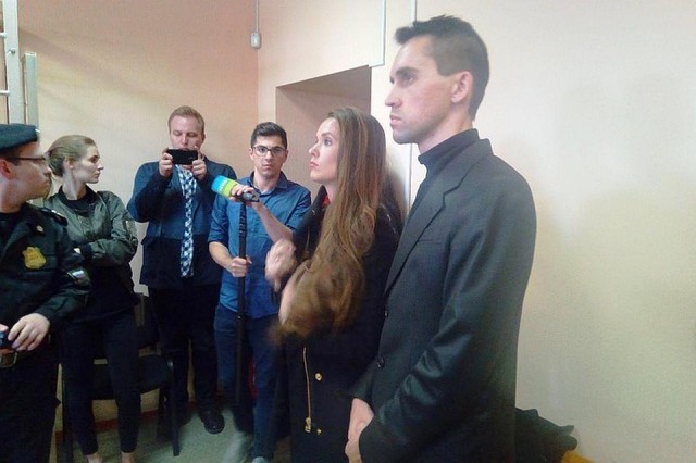 Хозяйка пинчера отправлена в колонию за избиение ребенка
