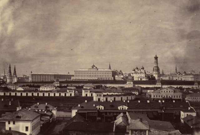 История в фотографиях