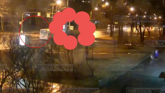 Лихач сбил двух пешеходов
