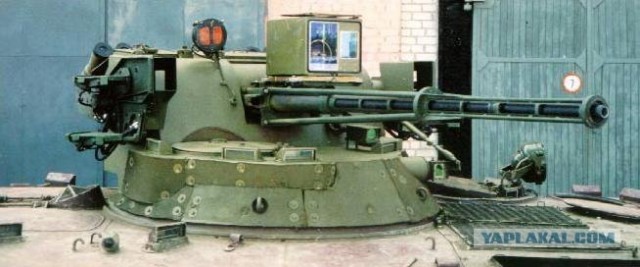 «Смерч», Т-90А и БТР-80А в замедленном действии