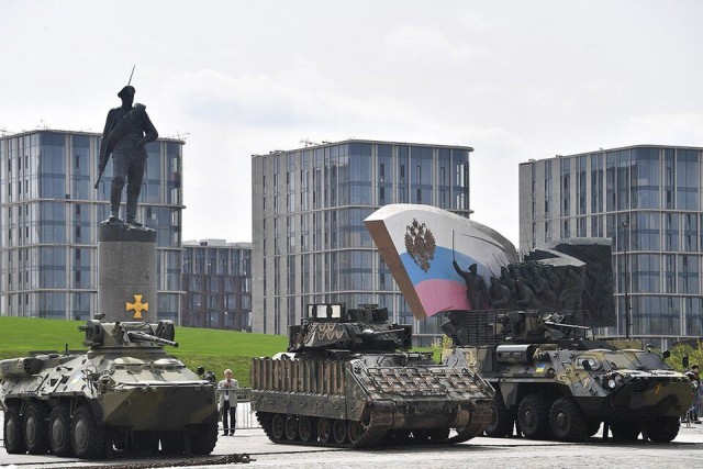 Внутри Абрамса