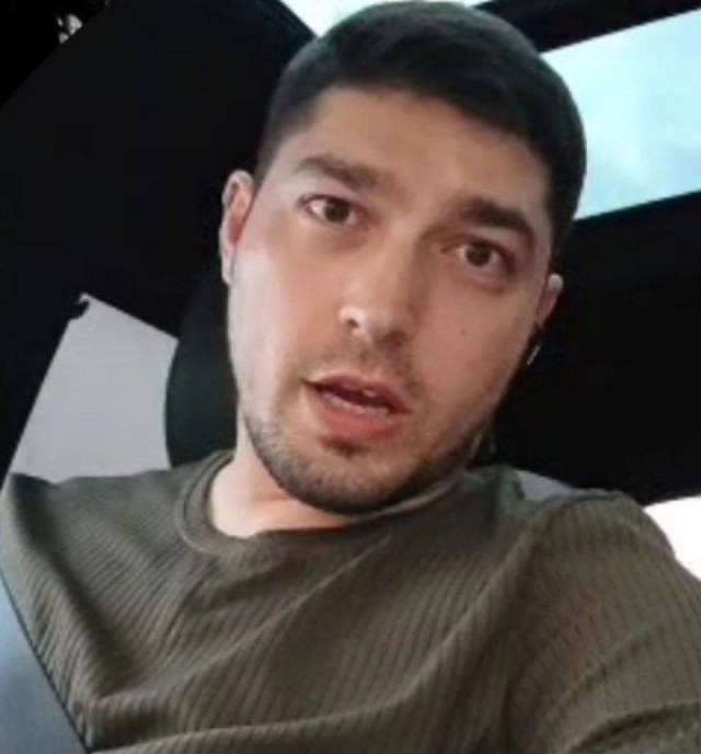 В Москве задержали таксиста снимавшего на видео домогательства к пассажиркам.