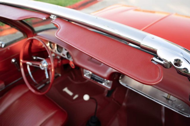 1963 Chevrolet Corvair Monza 900 Spyder. Автопятница №82