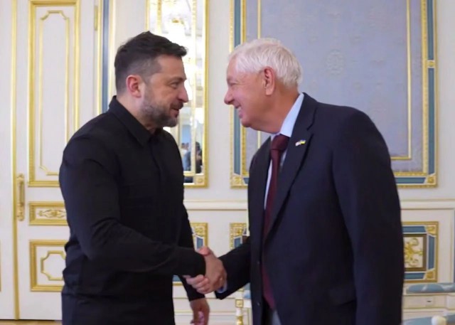 В США неожиданно умер русофоб Линдси Грэм*