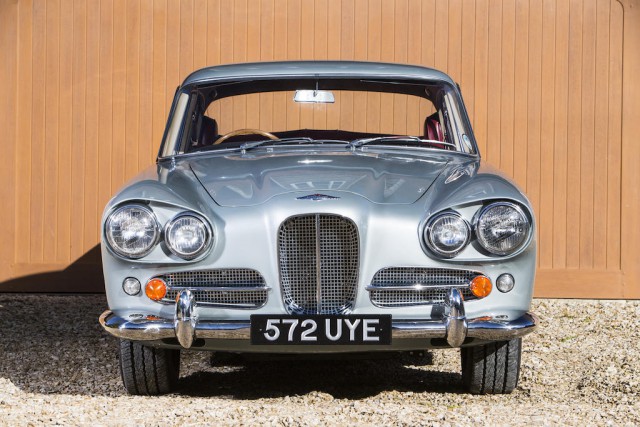 Aston Martin Lagonda
