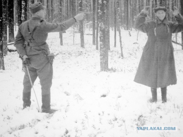 Иран обнародовал фото плачущего американского военного моряка