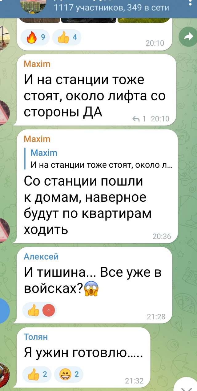 «У каждой парадной по два сотрудника». Петербуржцы сообщают об облавах на резервистов
