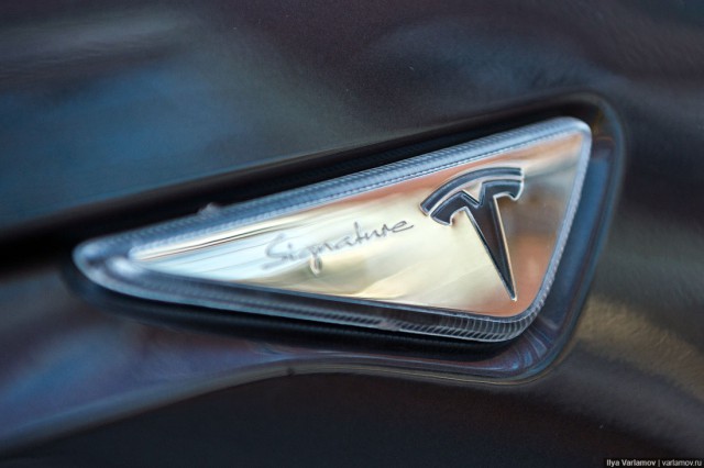 Обзор Tesla Model X