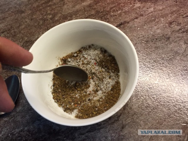 Офигительно вкусная свиная рулька по-пацански!