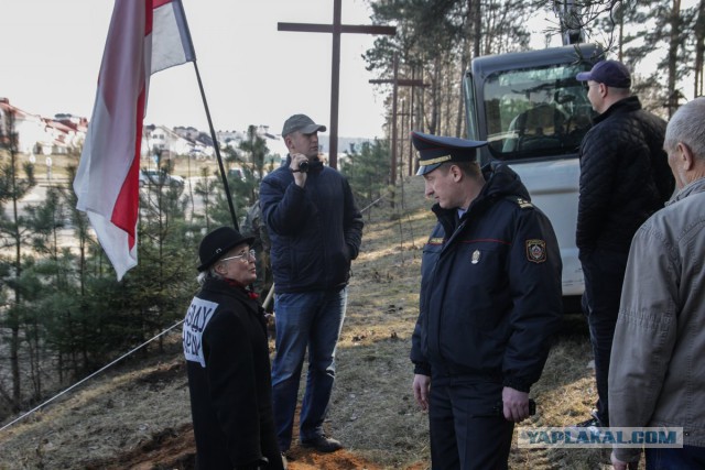 В Куропатах снесли мемориал "жертвам сталинских репрессий"