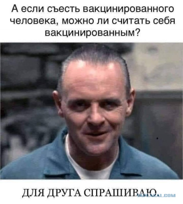 Мы здесь власть: в Нижнекамске охранник магазина пускает людей в ТЦ без QR-кода