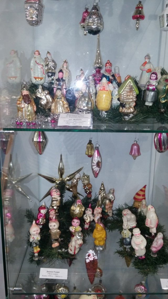 У кого самые раритетные игрушки?