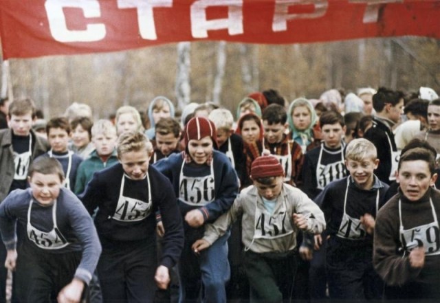 Советские люди в 1950 - 60-х годах. Часть вторая.