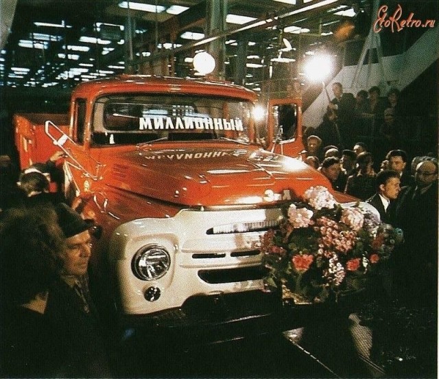Москва и москвичи. Двадцатый век. 28.03.25