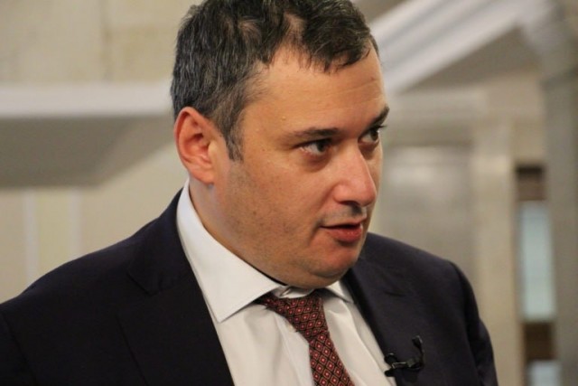 Губернатор Курской области Хинштейн попал в ДТП, сейчас он находится в больнице.