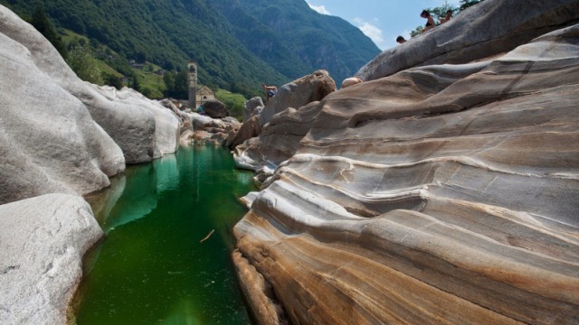 Верзаска - самая прозрачная река в мире