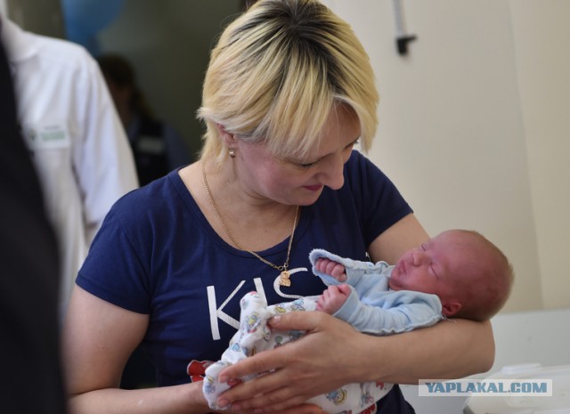 На Урале в семье донбасских беженцев родился 13-ый ребёнок