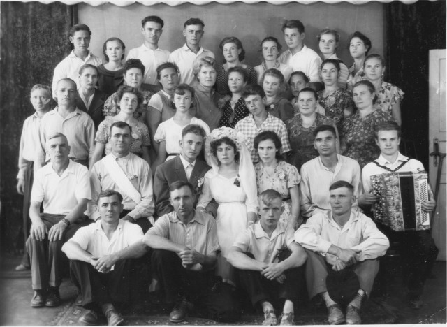 Фотографии с деревенских свадеб.