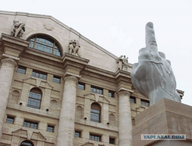 Необычные статуи мира