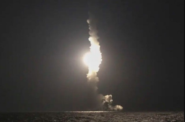МБР «Булава» принята на вооружение