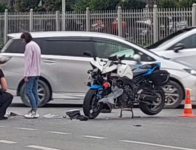 Мотопогоня в Париже