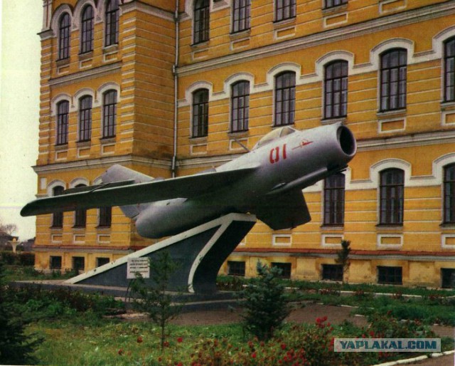 Прости, Юра, мы всё просрали!
