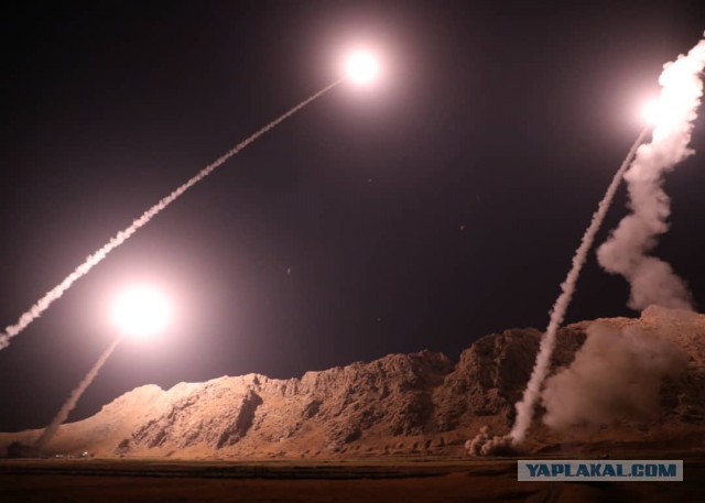 "Смерть Израилю!": Иран нанес ракетный удар по Сирии