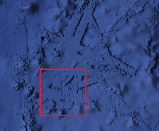 Археолог с помощью Google Earth обнаружил аномалию на дне Тихого океана