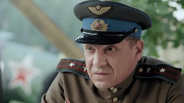 Играл бандитов и от них же пострадал