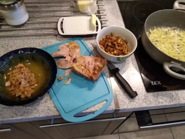 ЭтоНеЖульен