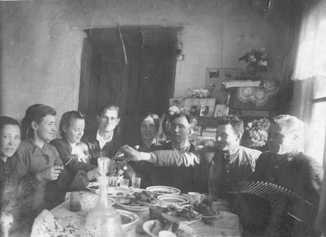 Фотографии из прошлого нашей страны - 54