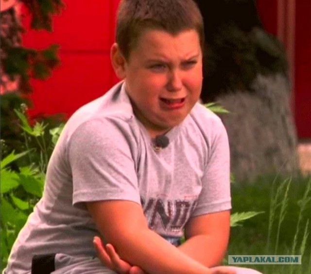 Самый дорогой корабль ВМС США USS Gerald R. Ford у берегов Ирана залило канализационными отходами категории Г