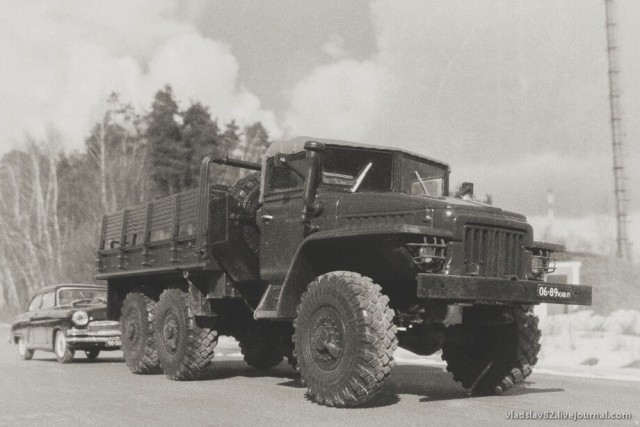 Урал 375