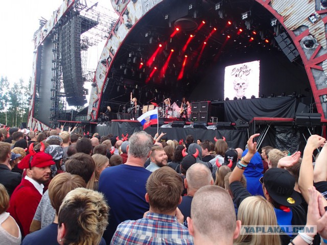 AC/DC. Вжарим рок в этой дыре!