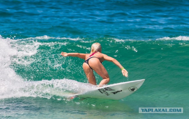 Пришла на соревнования в стрингах