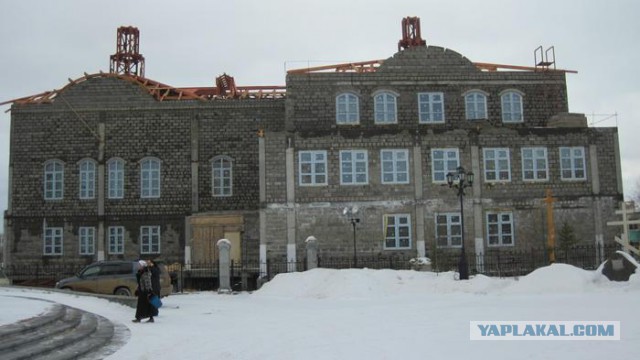 Как правильно утеплить свой дом и при этом облицевать его искусственным камнем