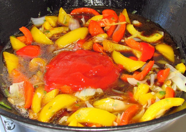 Баклажаны с овощами по-китайски