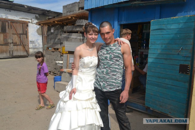 Вот прям сейчас пишет