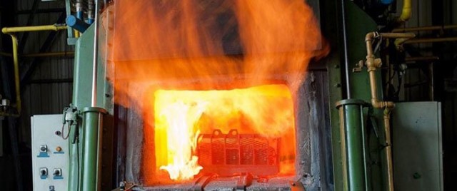 Хотел по хозяйству поработать, сантехника. Такой херни ни разу не видел